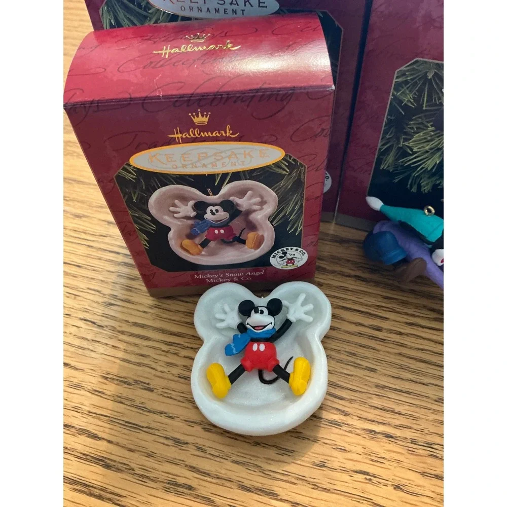 Lot of 4 Hallmark Keepsake Disney Ornaments Mickey Minnie Donald Goofy Vintage